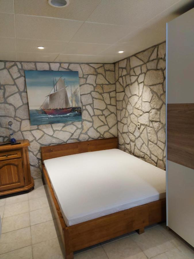 Studio Apartment Jelinek Brela Ngoại thất bức ảnh