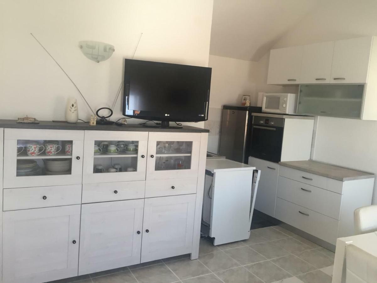 Studio Apartment Jelinek Brela Ngoại thất bức ảnh